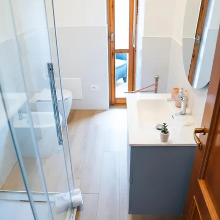 Casa Mara - Carbonia, Ac, Private Balcony & Full Kitchen Lägenhet *