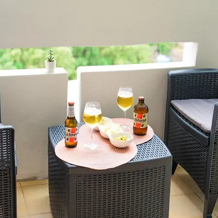 Apartment Casa Mara - Carbonia, Ac, Private Balcony & Full Kitchen